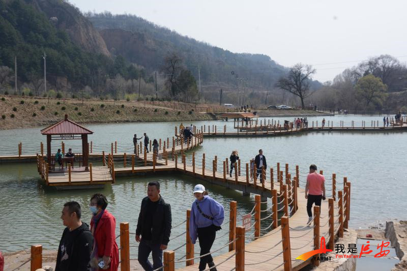 洛川黄连河生态旅游图片